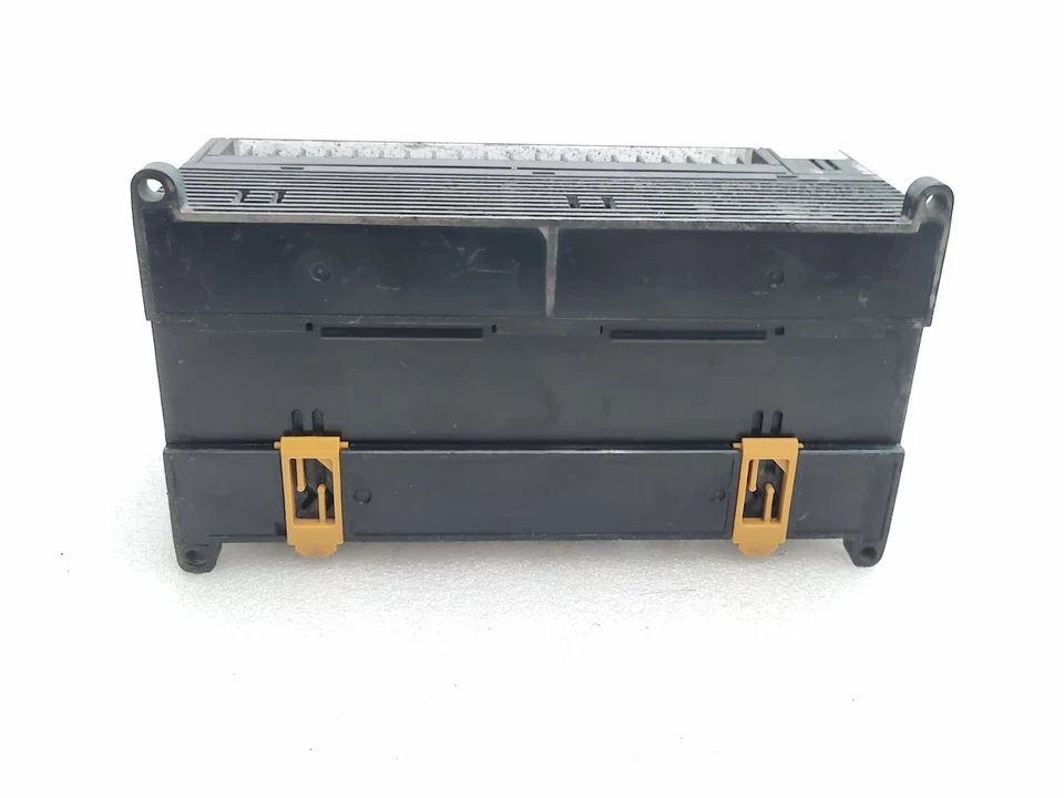 OMRON SYSMAC CP1L PROGRAMMABLE CONTROLLER CP1L